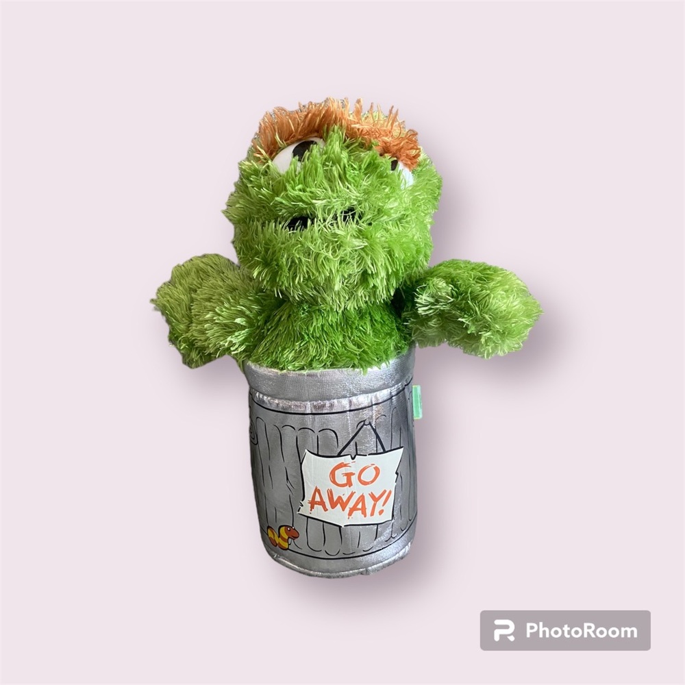 Sesame Street Oscar The Grouch Plush